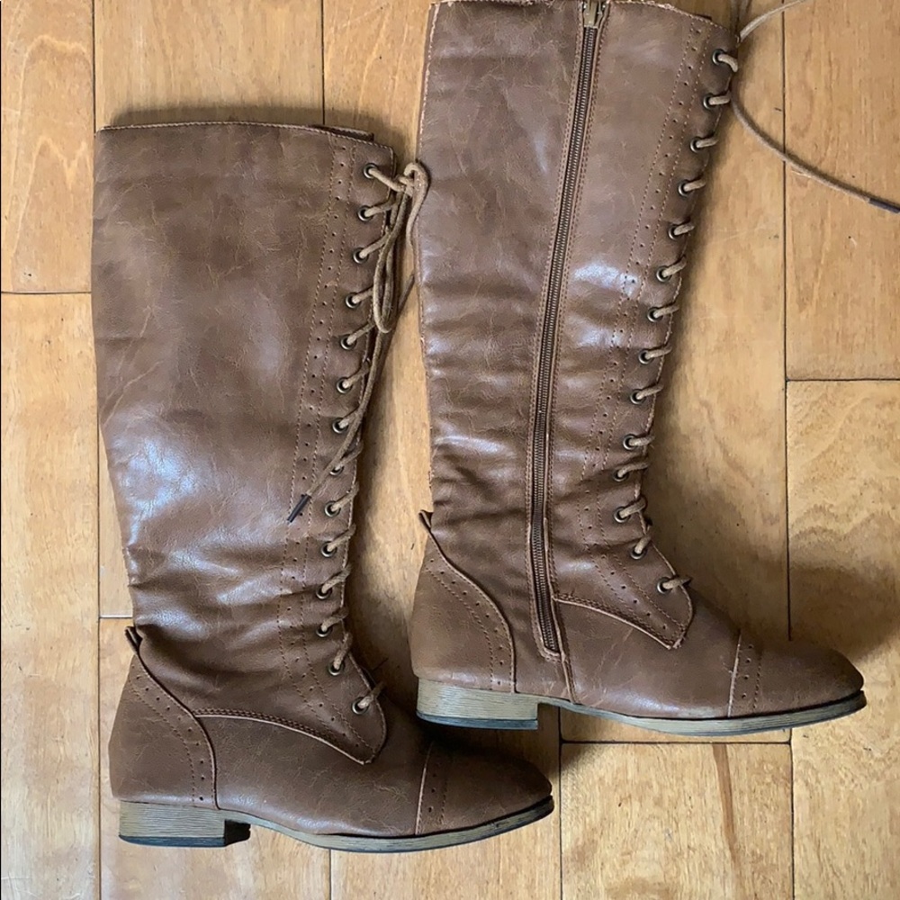 Fashion tall lace up boots